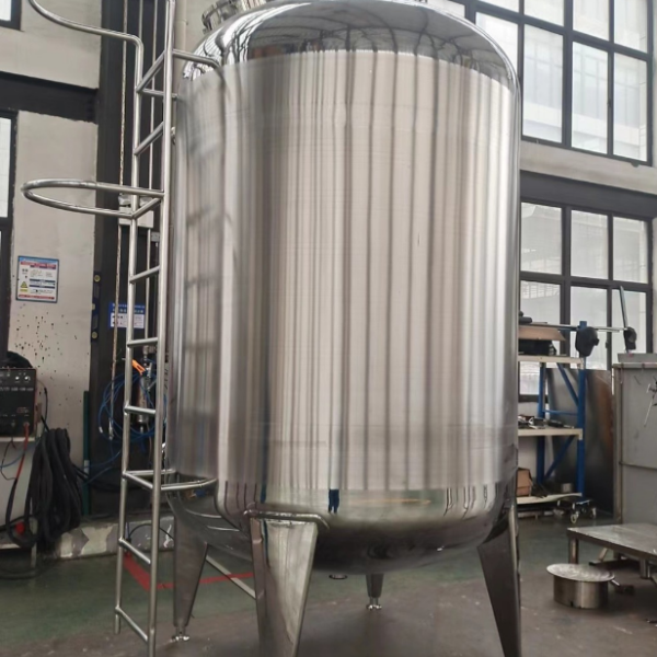 industrial storage tank manufacturer